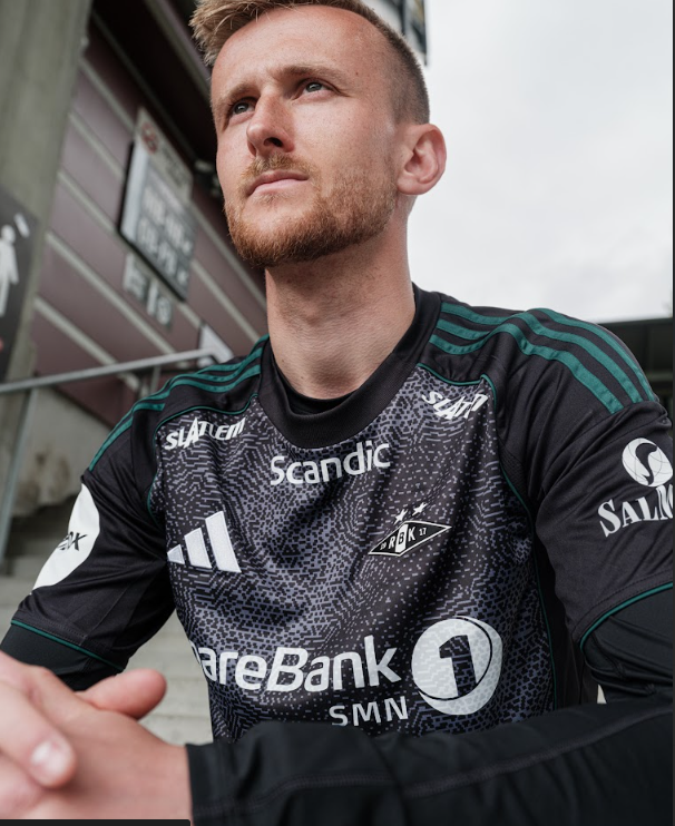Rosenborg Tredjedrakt Junior 2025 – Rosenborg-shop